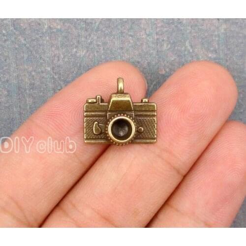 60pcs-Antique Bronze Camera Charms Pendant 16x14mm
