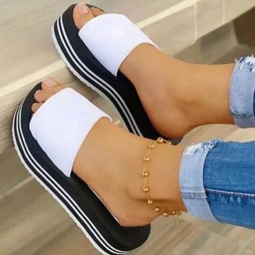 Summer New Women Flat Slippers Fashion Candy Color Peep Toe Ladies Shoes Casual Comfortable Anti Slip Women Slippers Big Size43