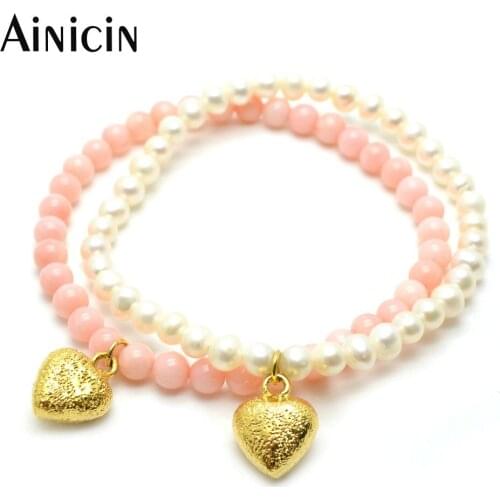10 Sets White & Pink Shell 4mm Diameter With Matte Heart Charms For Fashion Women Bracelets (2pcs bracelet in 1 set )