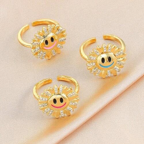 2021 New Arrival Smile Sun Flower Ring For Women Creative Personality Temperament Jewelry Best Gift
