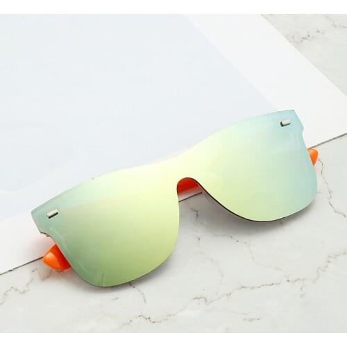 2021 New Trend Factory Low Price One-piece Lens Fashion Style Sunglasses