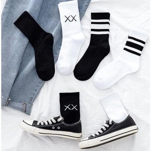 New product autumn and winter socks female Korean solid color trend long tube Harajuku style male couple medium tube socks