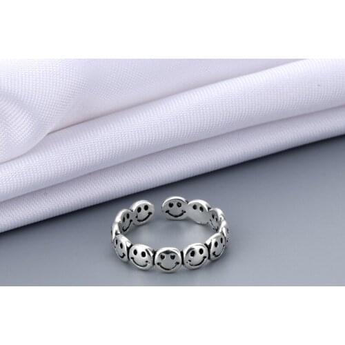 Vintage Multiple Happy Smiling Face Open Rings For Women Cute Round Hollow Smile Face Ring Party Adjustable Punk Jewelry A908