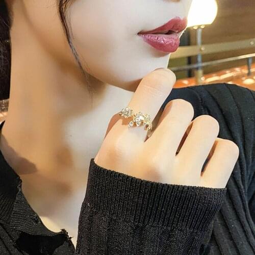 2021 Fashion Zircon Leaves Branch Shaped Flower Gold Color Ring For Women Girls Adjustable Vintage Wedding Bands Jewelry Gift