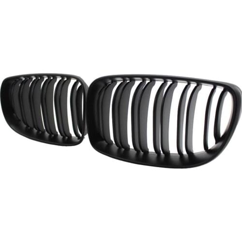 Carbon fiber is suitable for 1Pair Car Matte black front kidney grille ABS material of BMW 1 series E81 E87 08-11 Racing Grills