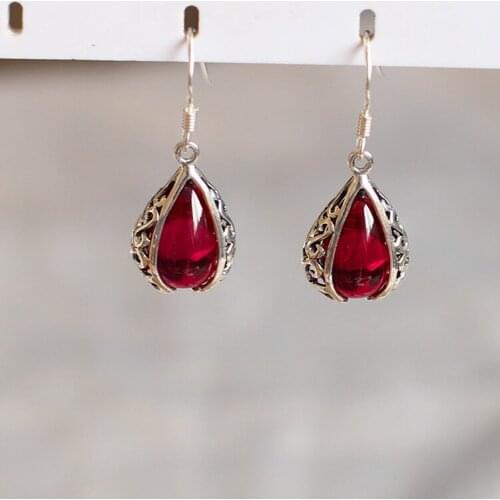 Manufacturers direct S925 silver wholesale fashion lady hollow Garnet Earrings