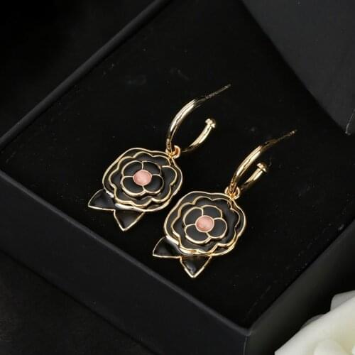 Hot Brand Earrings Fashion Luxury Black Flower Party Wedding Top Quality Printing Letter Heart-shaped flowers Earrings Jewelry