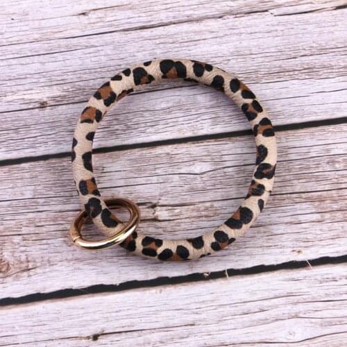 2019 Hot Sale Round Leather Wrap Bangle Bracelet Wristlet Bag Car Fob Holder Bangles KeyChain Wholesale