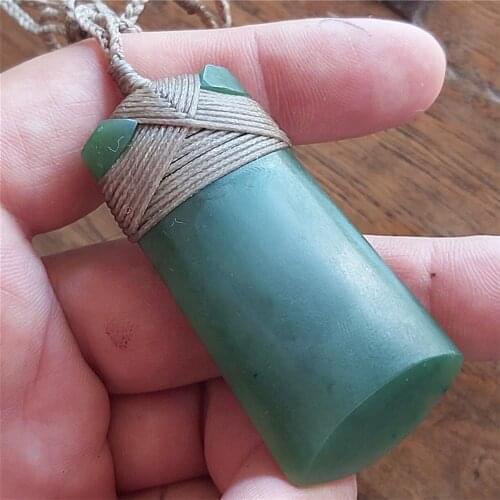 Custom Natural Green Nephrite Axe pendant Maori style Jewelry gift NZ POUNAMU Necklace Canadian jade Hatchet Aquaman Greenstone