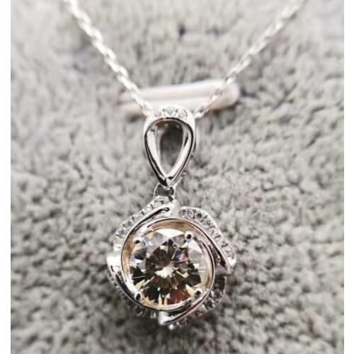XND005 Round eight heart eight arrow Zircon Pendant womens collarbone Chain Necklace