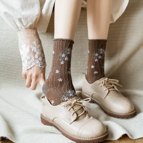 Korean Fashion News 2020 Floral Print Womens Socks Harajuku Vintage Streetwear Crew Socks Japanese Kawaii Cute Cotton Long Sock