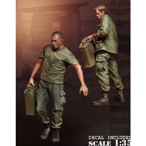1/35 scale Vietnam War US soldier Gasoline bucket 2 People miniatures Resin Model Kit figure Free Shipping