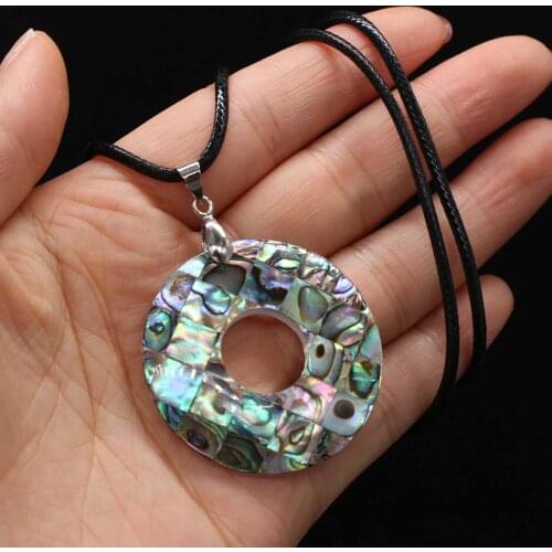 Natural Shell Necklace With Circle Abalone Pendant Leather Cord 2MM Charms For Elegant Women Love Romantic Gift