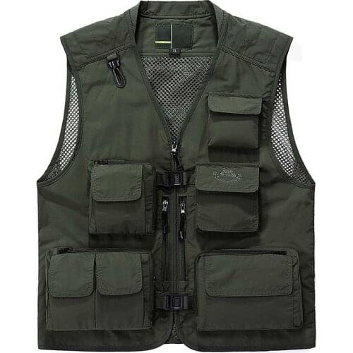 New Fashion Summer Many Pockets Mesh Vest Men Vests Military Casual Loose Man Waistcoat Plus Size