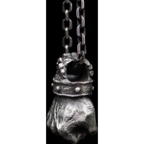 Vintage Personality Power Fist Necklace Pendant Motorcycle Party Punk Silver Color Necklace Hip Hop Jewelry for Men Women