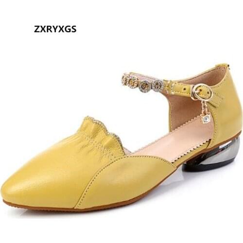 HOT 2021 New Pointed Toe Rhinestones Genuine Leather Sandals Summer Fashion Sandals Low Heel Wedding Banquet Sandals Trend Shoes