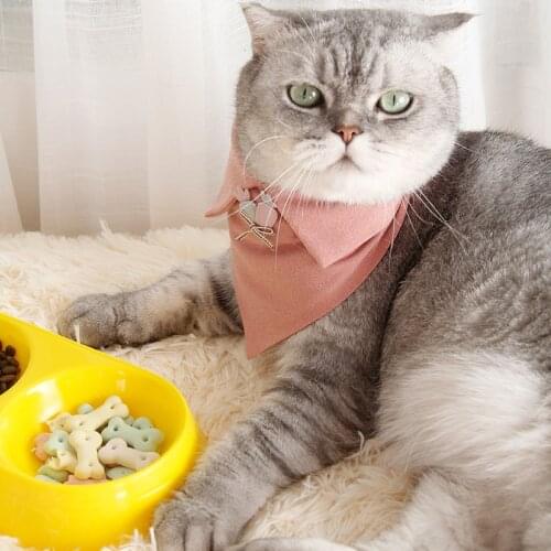 Pet saliva towel warm wool collar collar collar autumn and winter kitten eating Bib bow delicate and easy to wash triangle towel