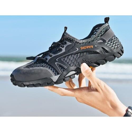 2020 Swimming Beach Water Shoes Upstream Aqua Shoes Men Couple Big Size 47 Footwear Barefoot Shoes Socks Diving Summer spring