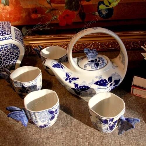 Wedding decoration Kung Fu Teaware Set Jingdezhen Blue and White Porcelain Butterfly Love Four-person Set