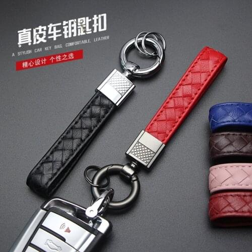 High-Grade Luxruy Car KeyChain 360 Degree Rotating Horseshoe Buckle Hand Woven Leather Men Women Key Rings Holder Bag Pendant