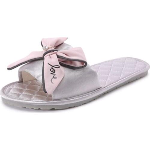 Fashionable and lovely lady slippers with bow tie and cool slippers Womens Summer Flat Sandals Outdoor Flower Bow Slippers Beac
