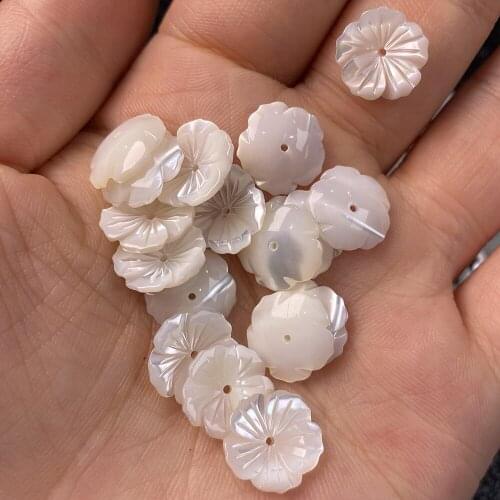 5Pcs Shell Beads Carved-flowered Accessories White Loose Shell For Jewelry Making Bracelet Earring Handiwork Sewing Accessory