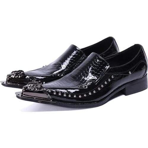 Mocassin Homme Designer Office Party Rivets Shoes Men Iron Pointed Toe Rivets Oxford Shoes Genuine Leather Slip On Buckle Shoes