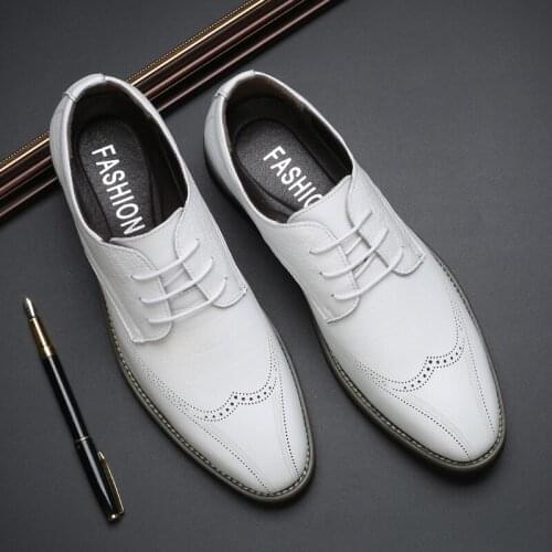Italian Stylist Genuine Leather Men formal shoes Brogue elegant classic business wedding social mens dress shoes Zapatos Hombre