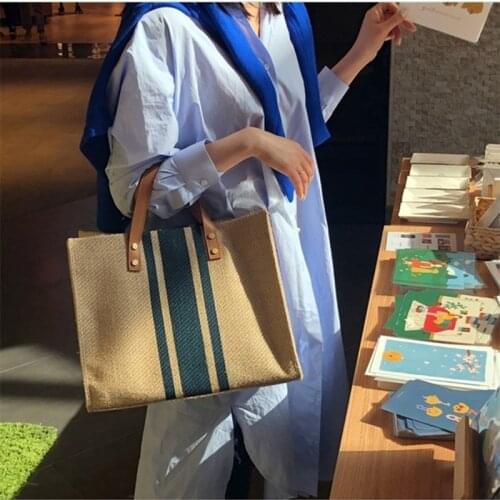 Womens Portable Briefcase Simple Fashion Large Capacity Bag Single Shoulder Commuting 2020 New Professional Business Flap Soft