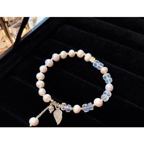 Korean Gold Plated Leaf Pendant Natural Freshwater Pearls Beaded Bracelets for Women Female Fashion Jewelry Accessories YBR528