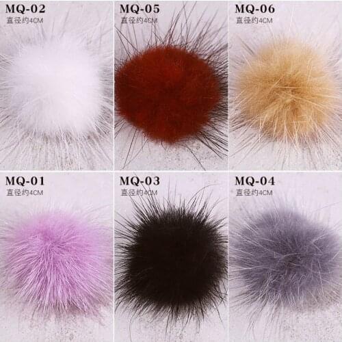Cute Beautiful 5pcs Fluffy Plush Ball 3D Nail Art Decorations Detachable Magnetic Pompoms Jewelry Manicure Fashion Accessorry