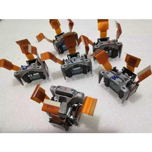 Suitable for Hitachi projector HCP-A81 / A82 / A83 / A60 / A101 / A92 projector LCD group / LCD module / LCD assembly / LCD modu