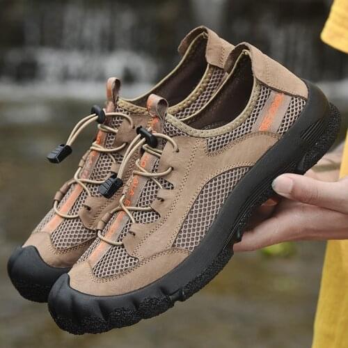 Mens Climbing Shoes Summer Mesh Splicing Breathable Hiking Shoes Fashion Wear-Resistant Outdoor Wading Non-Slip Casual Sandals
