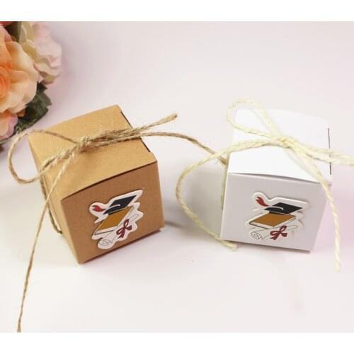 Student Graduation Season Candy Box Ph.D. Hat DIY Card Hand Candy Box Retro Kraft Gift Box Party Supplies Decor Hat