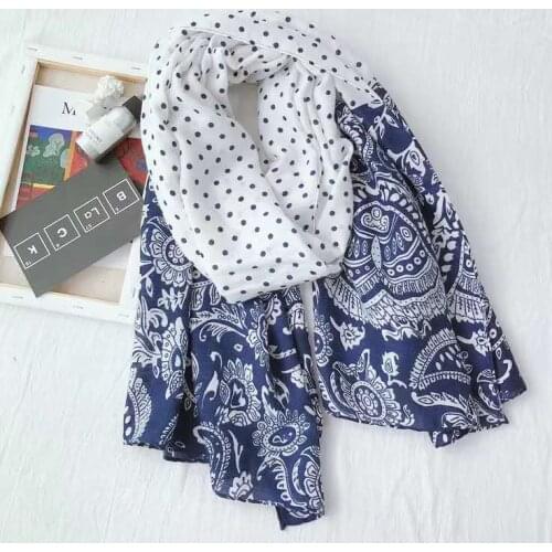 Fashion Ladies Scarf Summer Long Sunscreen Shawl Wild Beach Sunscreen Scarf Dual-use Beach Towel