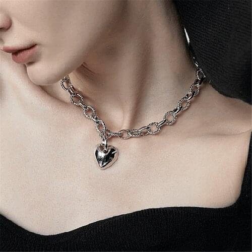 Punk Thick Lock Chain Heart Shape Pendant Short Choker Necklace Women Retro INS Silver Color Metal Necklace Jewelry Wholesale