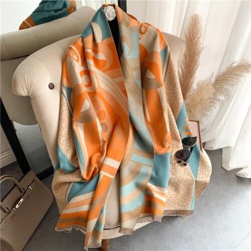 Animal Print Winter Cashmere Scarf Women 2020 New Thick Warm Shawls and Wraps Brand Designer Horse Printed Pashmina Blanket Cape