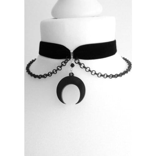 Goth Black Velvet Chain Crescent Moon Choker Witch Silver Colour Necklace Punk Halloween Jewelry Women Pendant Gift Classical