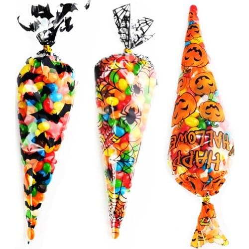 100Pcs Halloween Cone Bags Pumpkin Bat Spider Triangle Candy Bags Halloween Gift Favors Bags Package Treat Candy Pocket