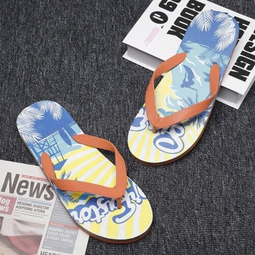 2020 New Summer Fashion Trend Flip Flops Home Slippers Non-Slip Beach Student Clip Outside Slides Breathable Bathroom Slipper