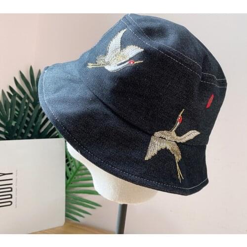 Women bucket hat панамы fashion women hat Embroidered crane pot hat ethnic style white hat Wind and sun protection suns hat