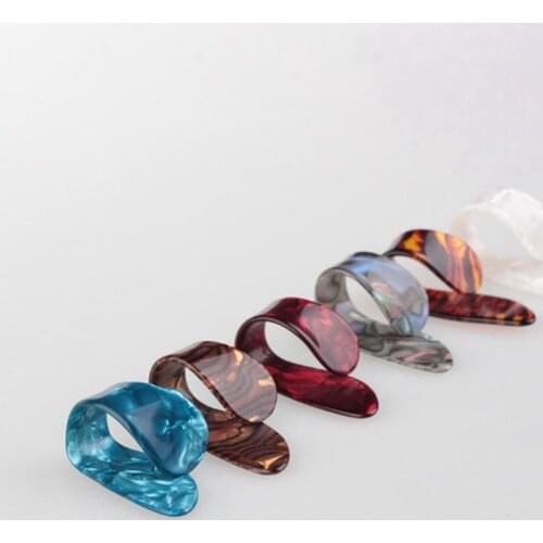 4 Pieces Thumb Finger Guitar Pick Celluloid Mediator Thumbpick for Acoustic Electric Guitarra Thickness #8