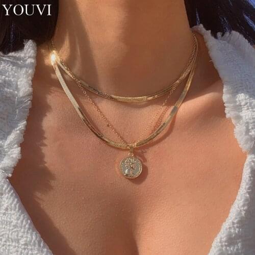 YOUVI 3Pcs Sexy Sanke Chains Necklace for Women Men Goth Portrait Pedant Necklace Jewelry Couple Choker Charms Collar