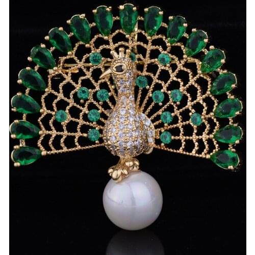 High Quality Peacock Brooches for Women Luxury Green White Zircon Pins Fashion Pear Crystal Animals Jewelry Bird Broches Gift
