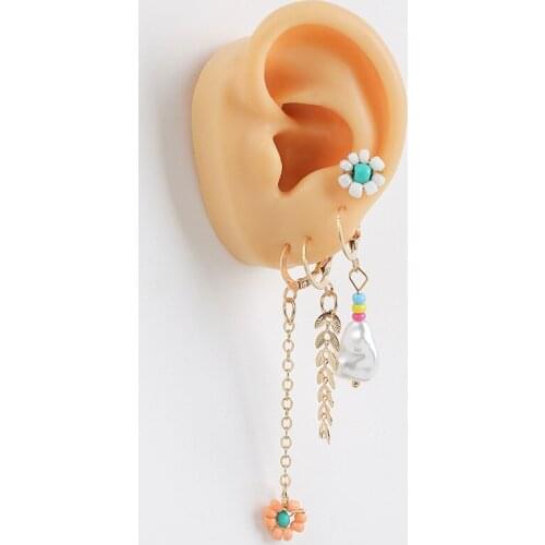 4 Pcs/Set Fashion White Pearl Handmade Beaded Flower Dangle Earrings For Women Girls Gold Metal Fish Tail Chain Drop Earring