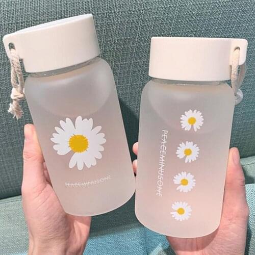 500ml Borosilicate Glasses Water Bottle Small Daisy Creative Frosted Water Bottle With Portable Rope Travel Tea Cup Glass
