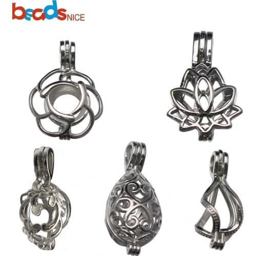 Beadsnice Women's Medallions