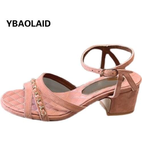 Summer New Style Round Toe Thick Heel Roman Sandals with Metal Chain Fashionable and Comfortable High-heeled Beach Sandals