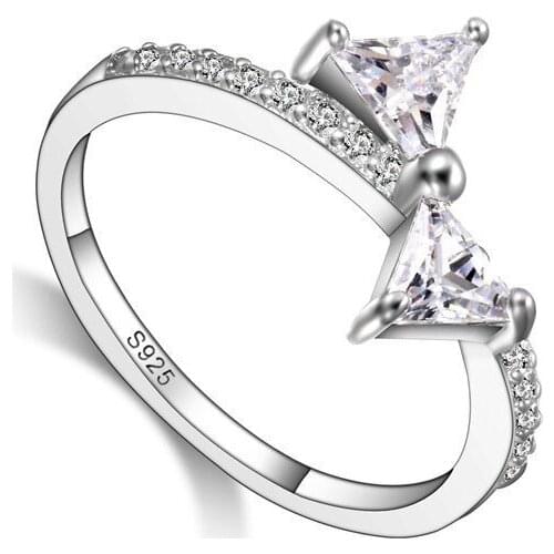 925 Sterling Silver Ring Natural Classic Style Geometric Pattern Inverted Triangle Shape Embellished with White Crystal For Girl