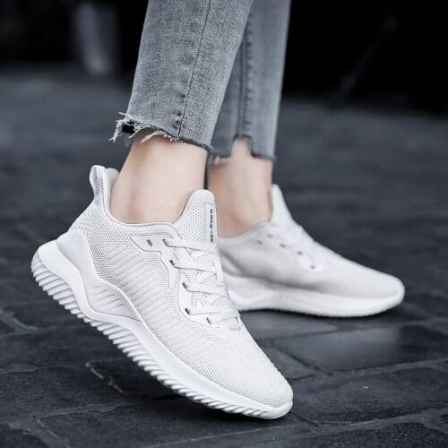 2021 Sports Casual Shoes Soft Sole Student White Shoes Versatile Lightweight Breathable Running Shoes Student Womens Shoes